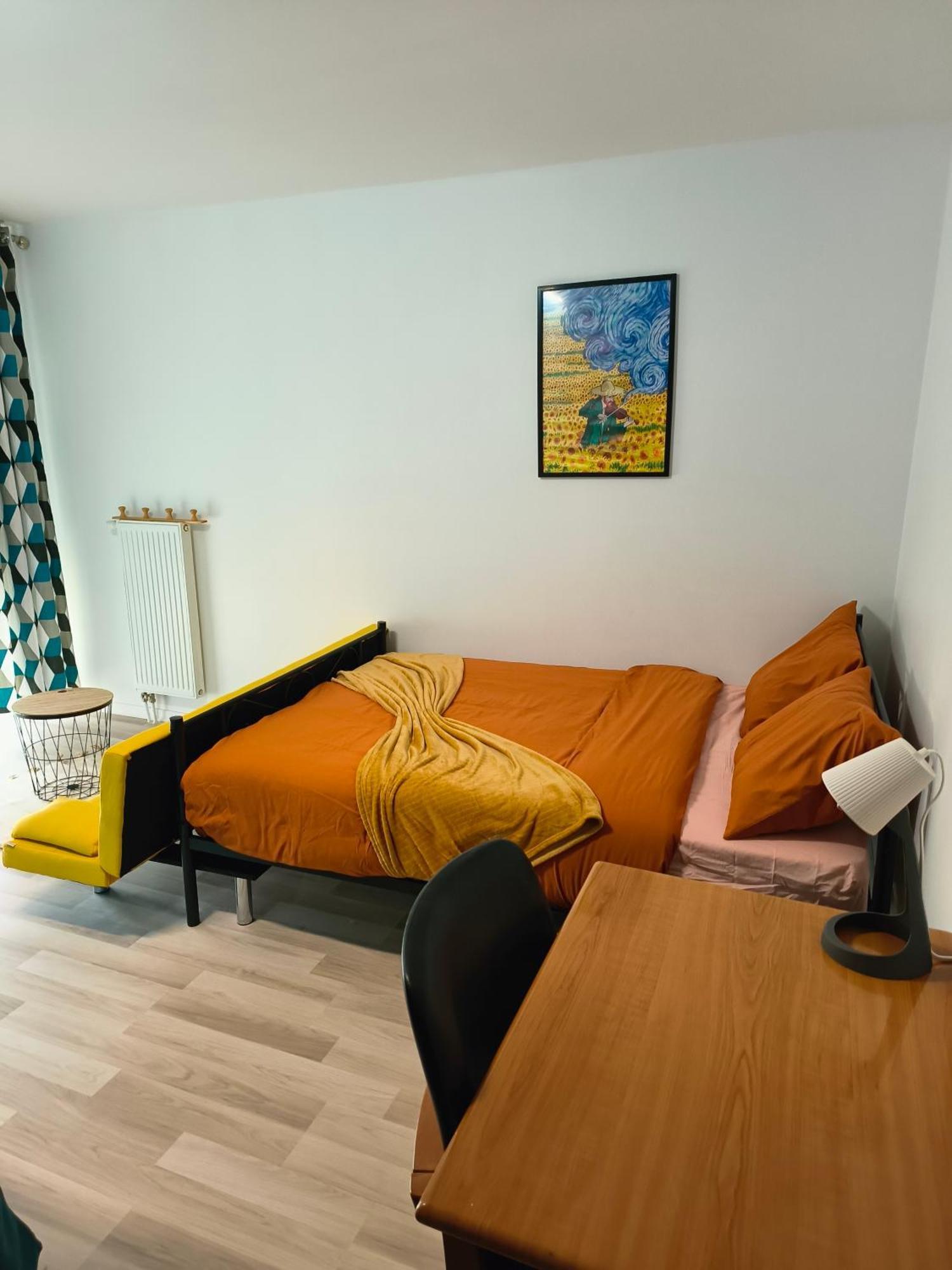 Chambre Privee Proche Stade De France Et Paris Dans Appartement Partage Pierrefitte-sur-Seine Esterno foto