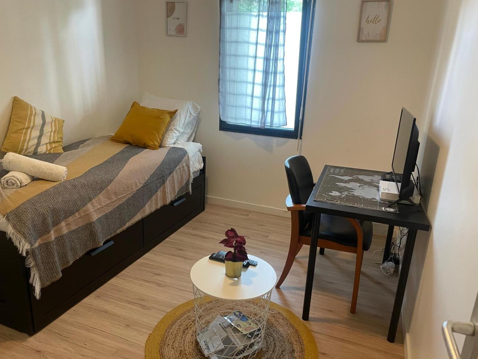 Chambre Privee Proche Stade De France Et Paris Dans Appartement Partage Pierrefitte-sur-Seine Esterno foto
